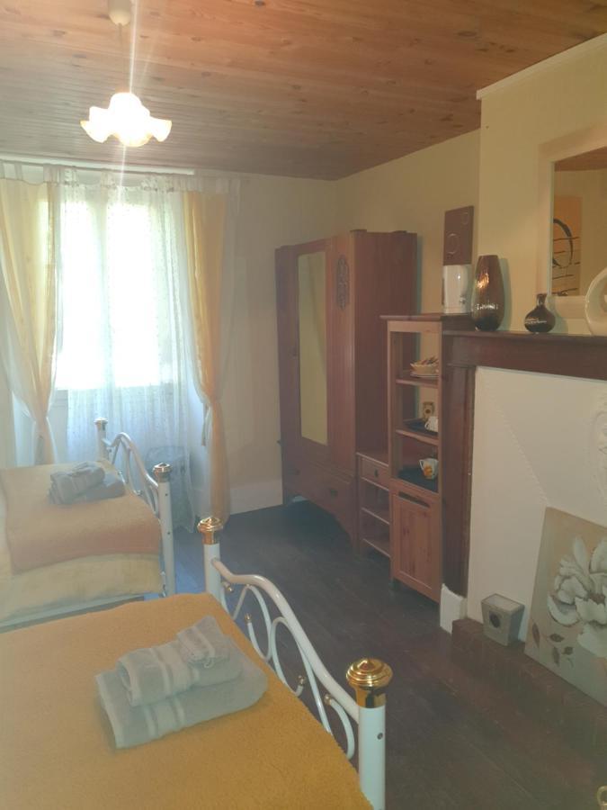 Sunset House Chambres De Hotes Magnac-Laval Екстер'єр фото