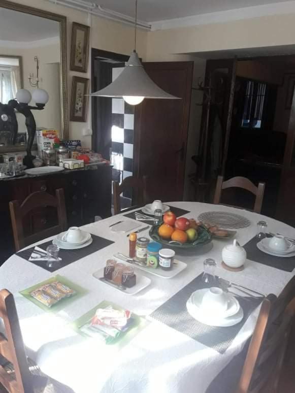 Sunset House Chambres De Hotes Magnac-Laval Екстер'єр фото