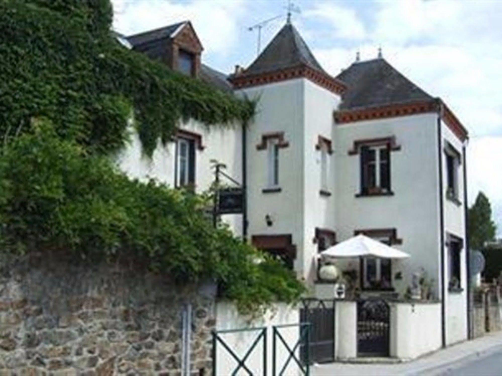 Sunset House Chambres De Hotes Magnac-Laval Екстер'єр фото